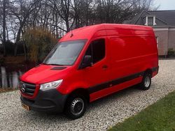 Rood Gebruikt 2019 Mercedes Sprinter Van | € 16.450 (Eerlijke prijs)