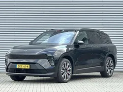 Deep black Gebruikt 2024 Nio EL8 SUV | € 69.950