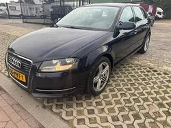 Blauw Gebruikt 2011 Audi A3 Sportback Attraction Hatchback | € 3.850