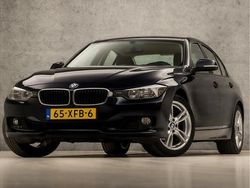 Blauw (metallic) Gebruikt 2012 BMW 320 Executive Sedan | € 9.445 (Eerlijke prijs)