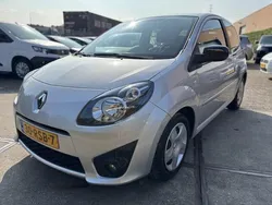 Grijs Gebruikt 2011 Renault Twingo Dynamique Hatchback | € 5.150 (Iets duurder)