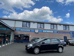 Zwart Gebruikt 2014 Fiat Punto Evo Pop Hatchback | € 3.450 (Eerlijke prijs)