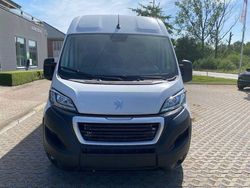 Wit Gebruikt 2023 Peugeot Boxer Van | € 31.990
