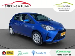 Blauw Gebruikt 2017 Toyota Yaris Hybrid Hatchback | € 14.590 (Goede deal)