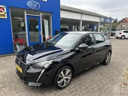 Zwart Gebruikt 2022 Peugeot 208 Active Hatchback | € 15.500 (Eerlijke prijs)