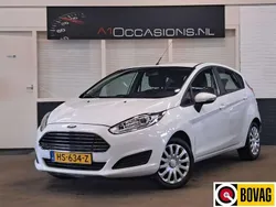 Wit Gebruikt 2015 Ford Fiesta Style Hatchback | € 5.995 (Eerlijke prijs)