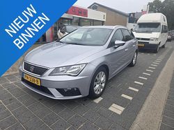 Grijs Gebruikt 2017 Seat Leon ST Business Stationwagen | € 12.450 (Iets duurder)