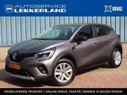 Grijs Gebruikt 2023 Renault Captur Zen SUV | € 19.745 (Eerlijke prijs)