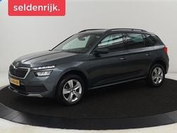 Grijs Gebruikt 2020 Skoda Kamiq Sport SUV | € 16.700 (Goede deal)
