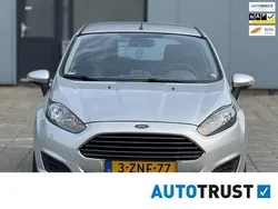 Grijs Gebruikt 2015 Ford Fiesta Style Hatchback | € 6.449 (Eerlijke prijs)