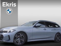 Grijs Gebruikt 2024 BMW 318 M Sport Stationwagen | € 44.900 (Duur)
