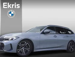 Grijs Gebruikt 2024 BMW 318 M Sport Stationwagen | € 45.900 (Duur)
