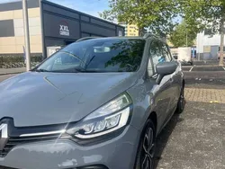 Grijs Gebruikt 2018 Renault Clio GrandTour Intens Stationwagen | € 11.500 (Iets duurder)