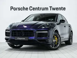 Kleur naar keuze: velvet purple metallic Gebruikt 2023 Porsche Cayenne Turbo S SUV | € 164.900 (Duur)