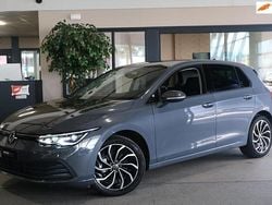 Grijs Gebruikt 2021 VW Golf VIII Style Hatchback | € 23.950 (Goede deal)