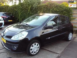 Zwart Gebruikt 2008 Renault Clio II Hatchback | € 3.980 (Iets duurder)