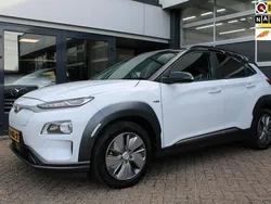 Wit Gebruikt 2020 Hyundai Kona Premium SUV | € 18.900 (Eerlijke prijs)