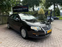 Zwart Gebruikt 2008 VW Passat Trendline Sedan | € 1.990 (Goede deal)