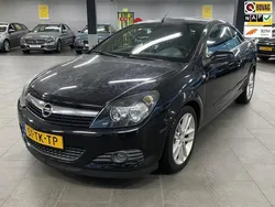 Zwart Gebruikt 2006 Opel Astra Cabriolet Cosmo Cabriolet | € 3.995 (Goede deal)