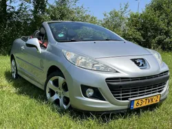 Grijs Gebruikt 2011 Peugeot 207 CC Griffe Cabriolet | € 5.950 (Eerlijke prijs)