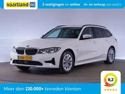 Wit Gebruikt 2022 BMW 330e Executive Stationwagen | € 29.945 (Goede deal)