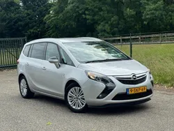 Grijs Gebruikt 2013 Opel Zafira Design Edition MPV | € 9.950 (Iets duurder)