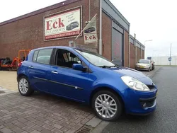 Blauw Gebruikt 2009 Renault Clio II Collection Hatchback | € 2.950 (Eerlijke prijs)