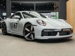 Grijs, metallic lak Gebruikt 2023 Porsche 992 Sport Coupé | € 399.992