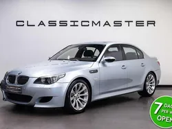 Zilver, metallic lak Gebruikt 2006 BMW M5 Sport Line Sedan | € 52.950