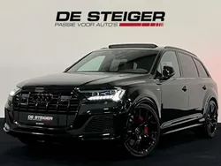 Zwart, metallic lak Gebruikt 2021 Audi Q7 Competition SUV | € 69.750 (Eerlijke prijs)