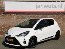 Wit Gebruikt 2019 Toyota Yaris Hybrid Sport Hatchback | € 19.950 (Eerlijke prijs)
