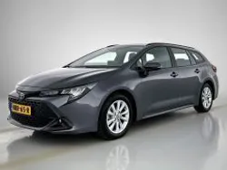 Grijs metallic Gebruikt 2024 Toyota Corolla Active Stationwagen | € 31.450 (Iets duurder)