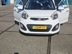 Wit Gebruikt 2015 Kia Picanto Hatchback | € 4.950 (Eerlijke prijs)