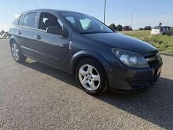 Blauw Gebruikt 2007 Opel Astra Edition Hatchback | € 1.400 (Goede deal)