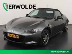 Grijs Gebruikt 2023 Mazda MX5 Luxury Cabriolet | € 30.840 (Eerlijke prijs)