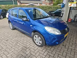 Blauw Gebruikt 2009 Dacia Sandero Ambiance Hatchback | € 2.950 (Eerlijke prijs)