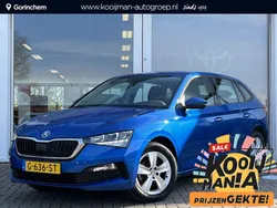 Race blue metallic (blauw metallic) Gebruikt 2019 Skoda Scala Ambition Hatchback | € 14.450 (Eerlijke prijs)