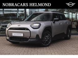 Grijs Gebruikt 2024 Mini Aceman Essential SUV | € 32.950