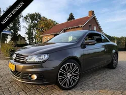 Bruin Gebruikt 2012 VW Eos Exclusive Cabriolet | € 10.995