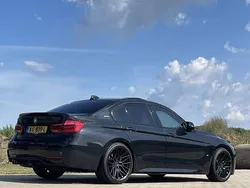 Gebruikt 2016 BMW 330e iPerformance Sedan | € 17.500 (Eerlijke prijs)