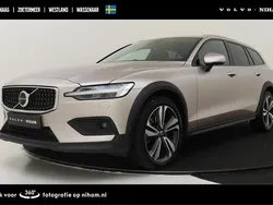 Grijs Gebruikt 2024 Volvo V60 CC Ultimate Stationwagen | € 51.890 (Super prijs)
