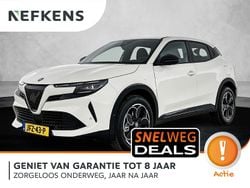 Wit Nieuw 2025 Alfa Romeo Junior SUV | € 37.925 (Goede deal)