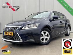 Blauw Gebruikt 2019 Lexus CT200h Hatchback | € 17.995 (Eerlijke prijs)