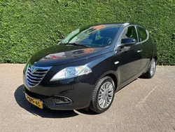 Zwart Gebruikt 2013 Lancia Ypsilon Silver Hatchback | € 3.950 (Eerlijke prijs)