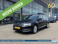 Zwart, metallic lak Gebruikt 2020 Skoda Superb Business Line Stationwagen | € 26.950 (Eerlijke prijs)