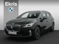 San remo grun metallic (groen metallic) Gebruikt 2024 BMW 225 Active Tourer Comfort Edition MPV | € 45.450 (Iets duurder)