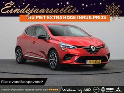 Red flame (tennp) Gebruikt 2023 Renault Clio V Techno Hatchback | € 20.745 (Eerlijke prijs)