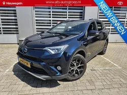 Blauw Gebruikt 2017 Toyota RAV4 Executive SUV | € 22.750 (Goede deal)