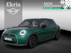 Groen Nieuw 2025 Mini John Cooper Works Hatchback | € 45.709 (Goede deal)