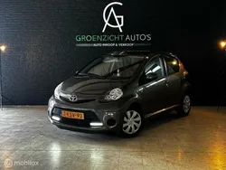 Bruin Gebruikt 2013 Toyota Aygo Hatchback | € 1.999 (Goede deal)